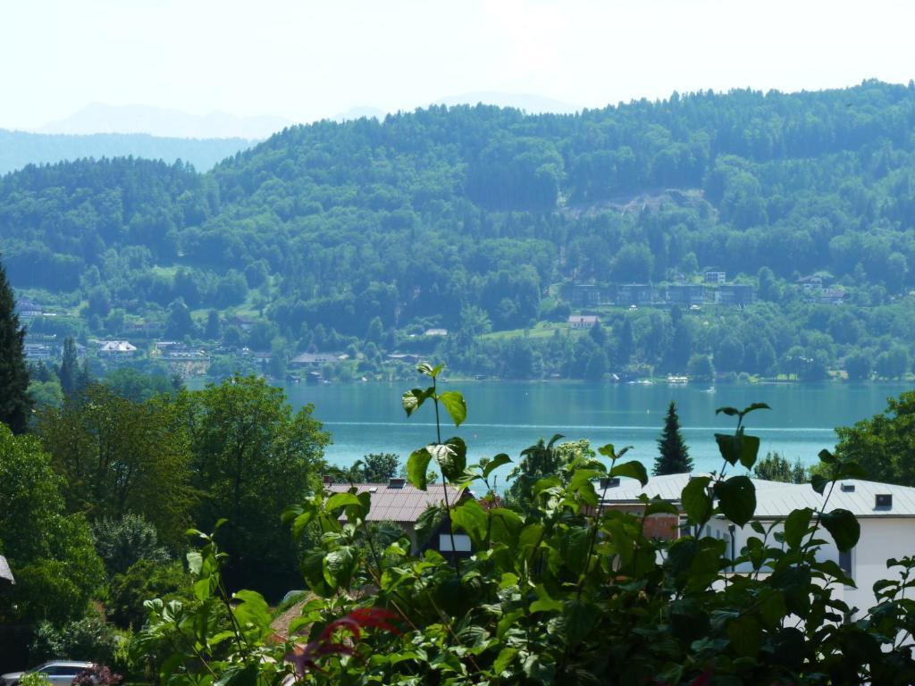 Landhaus Strussnighof Portschach am Worthersee Bagian luar foto